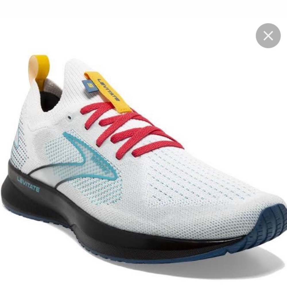 Brooks Levitate 5 Stealth Fit